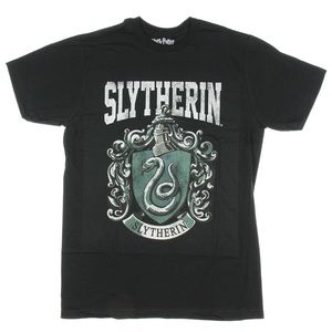 🌸 3/$15 🌸 Harry Potter Slytherin Crest Shirt